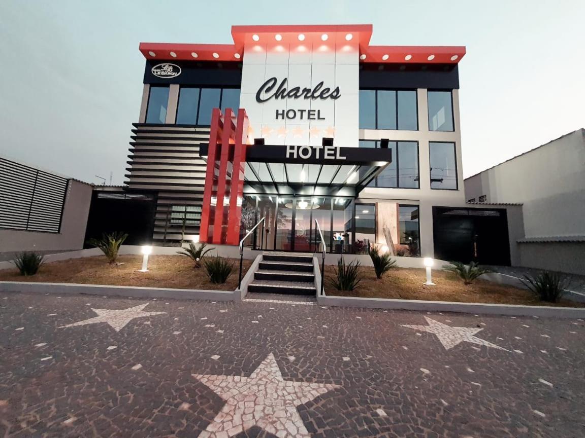 Charles Hotel Pôrto Ferreira Εξωτερικό φωτογραφία