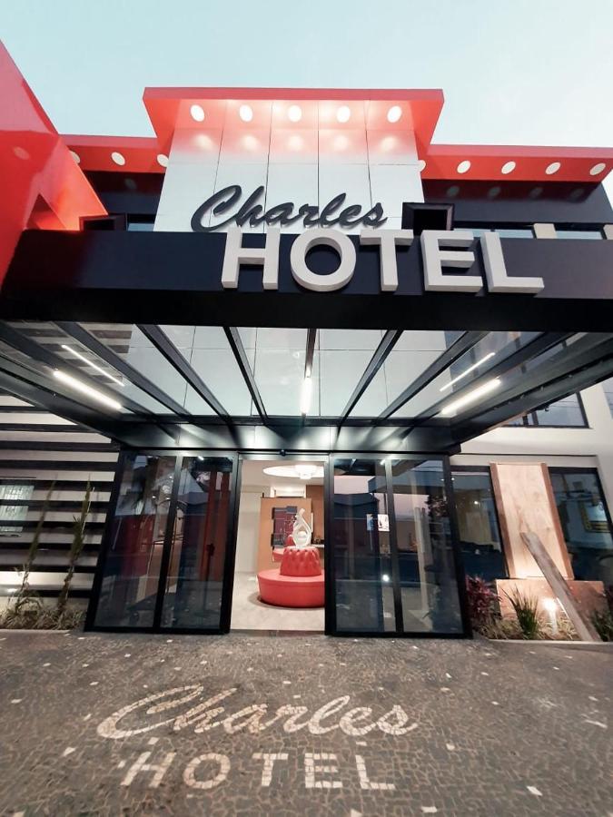 Charles Hotel Pôrto Ferreira Εξωτερικό φωτογραφία